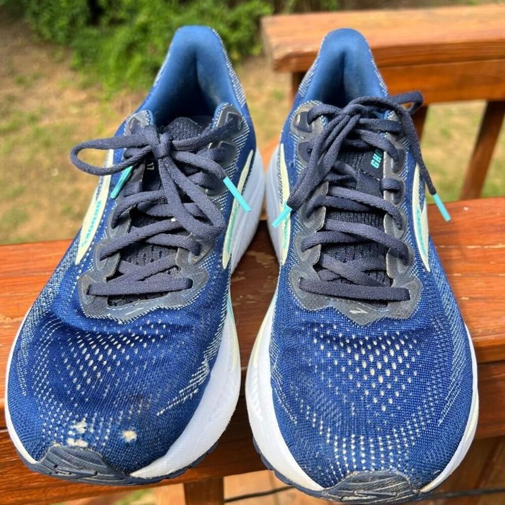 Brooks Women's 10 Ghost 10 Blue White Road Trail Running Jog Sneakers